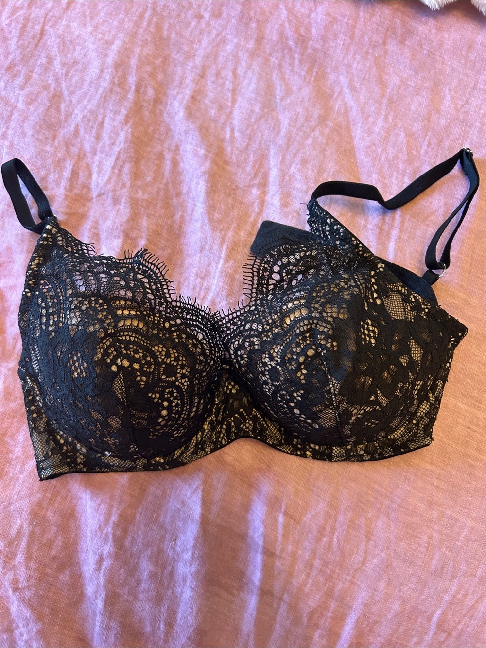 Victoria’s Secret Lace Plunge Demi Bra 32D